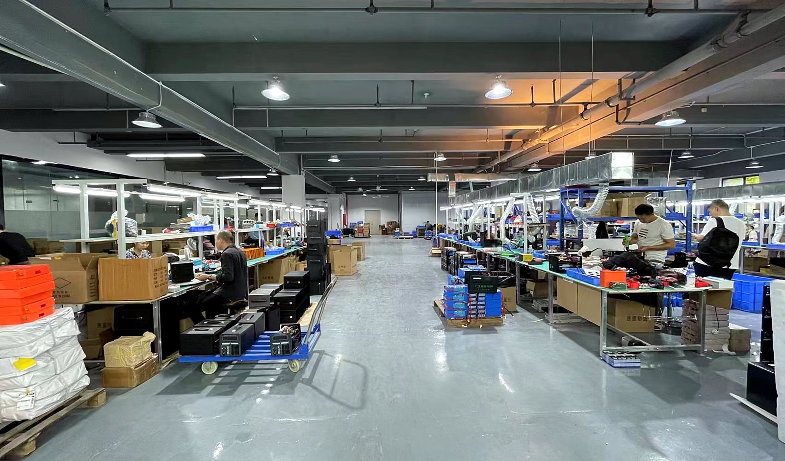 Portable power station assembly workshop